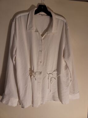 Calvin Klein Ivory Button Up Drawstrings To Create Curves Shirt
